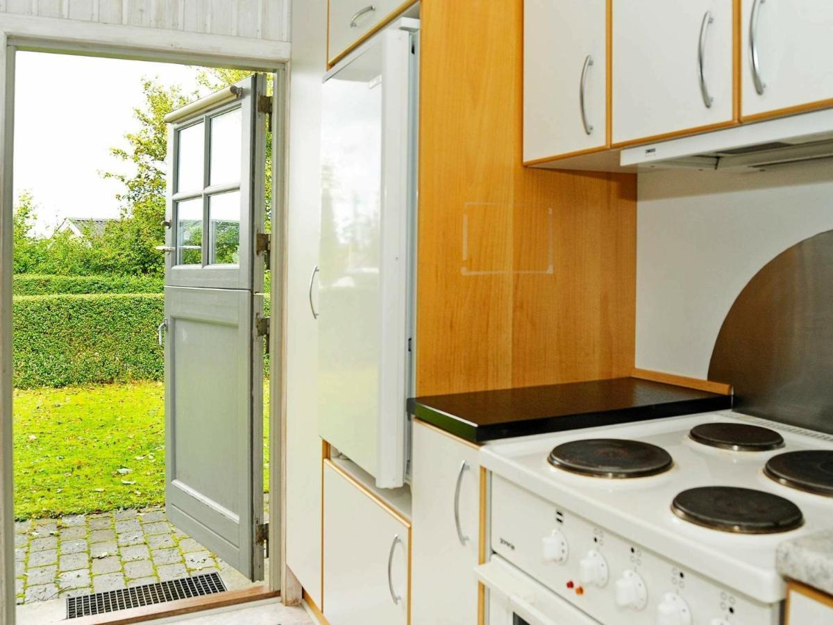 4 Person Holiday Home In Haderslev Diernaes Экстерьер фото